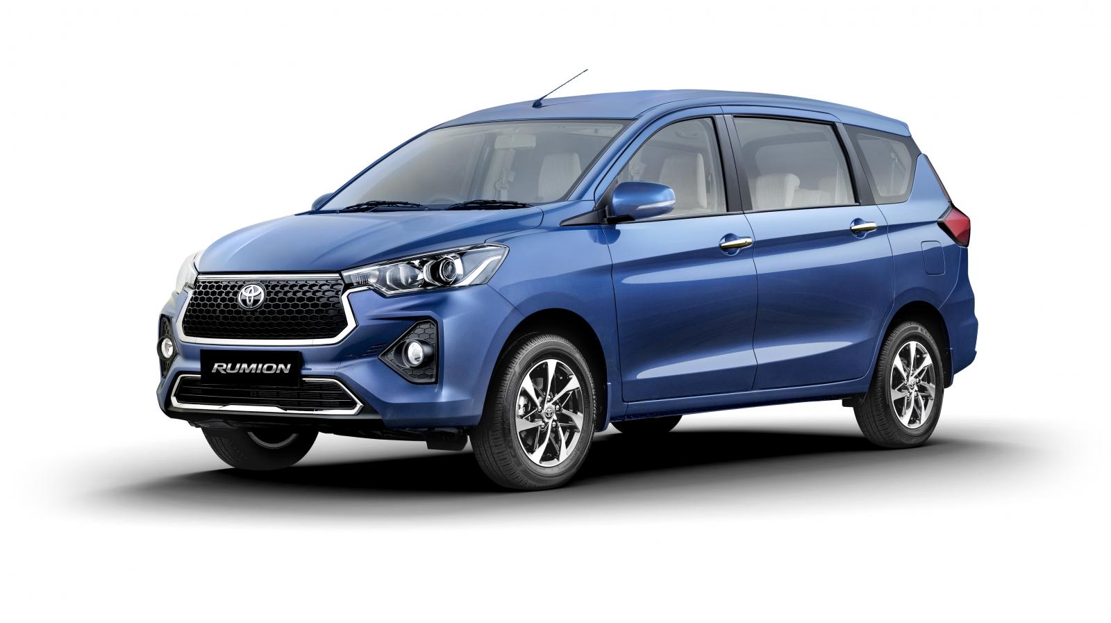 Car rental in Goa - Book Toyota Rumion (Automatic) for self drive
